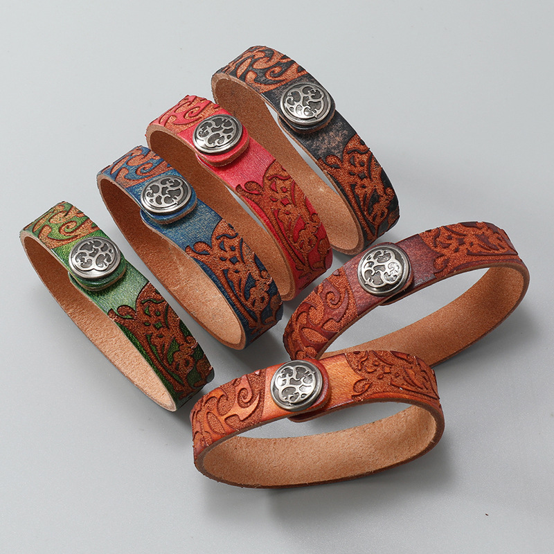 Novel Pattern Carved Ethnic St - огляд і ціна Ethnic Fashion Influencers