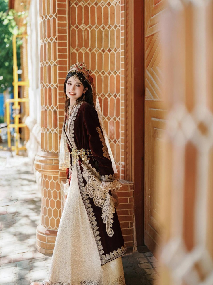 New Ethnic Minority Uygur Clot - огляд і ціна Ethnic Clothing & Online Fashion Store Khaadi Us