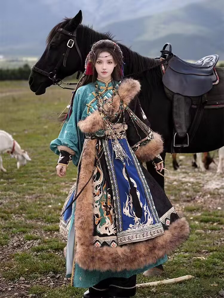 Tibetan Costume Women's New St - огляд і ціна Ethnic Fashion Photography